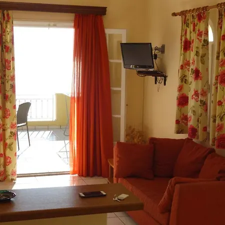 Natalia A With Panoramic Sea Views Of Agios Gordios Bay Apartamento *